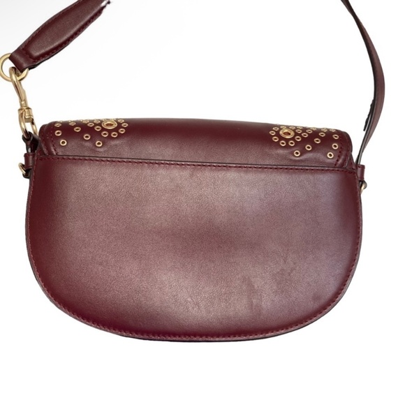 Michael kors Cary medium grommeted saddle bag in burgundy leather - Picture 5 of 13